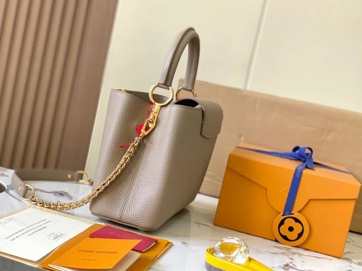 Capucines Lightweight Bags Louis 40025 Vuitton BB 0812